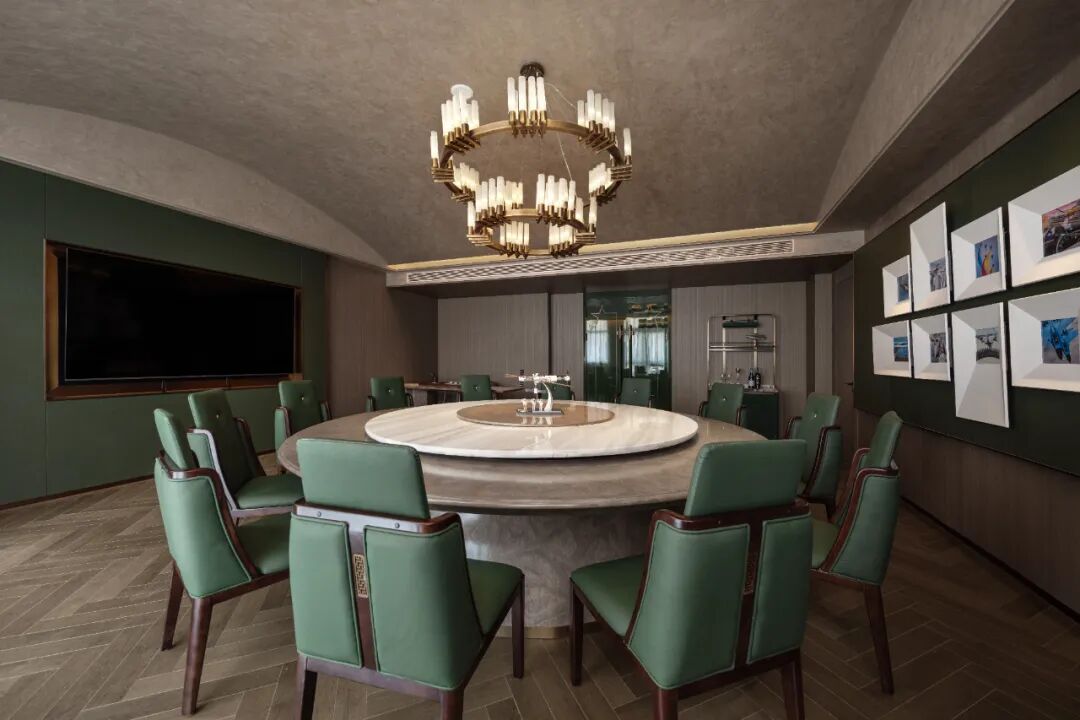 JDKJDesign｜北京·軍中綠花酒店：科技象徵美學與軍旅情懷的交融-55