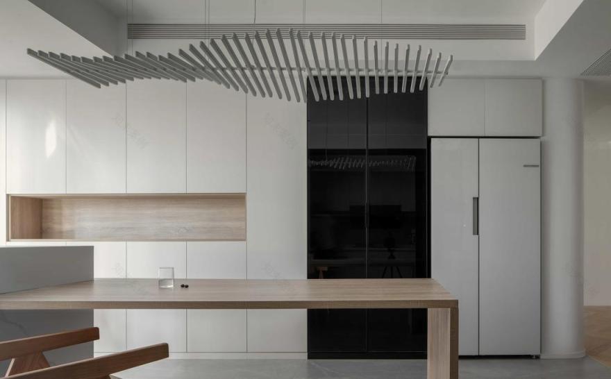 原木之家 · 简约舒适的四口之家的理想居所丨中国江西-40