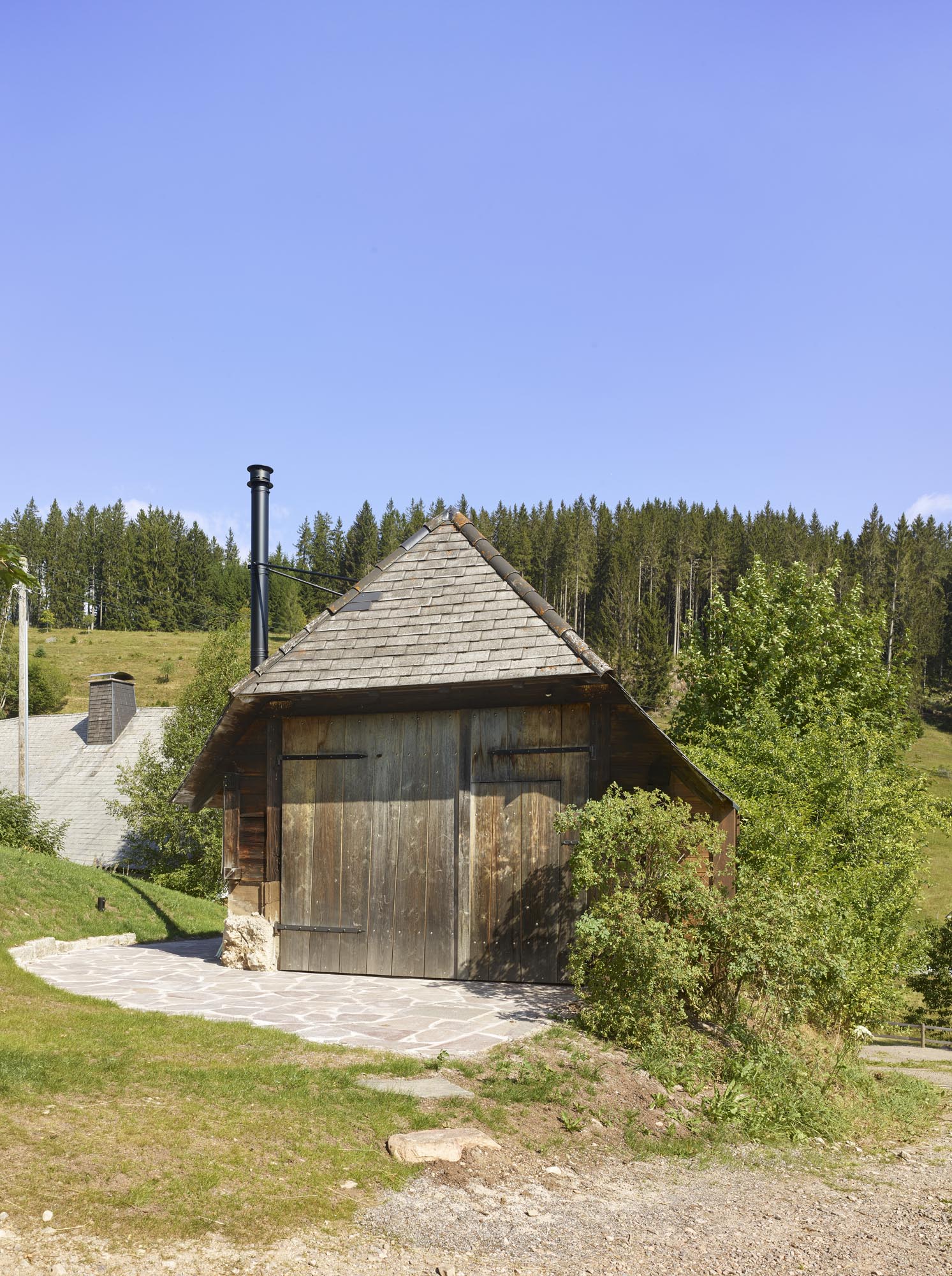 德国黑森林 1000 米高空的环保小屋-28