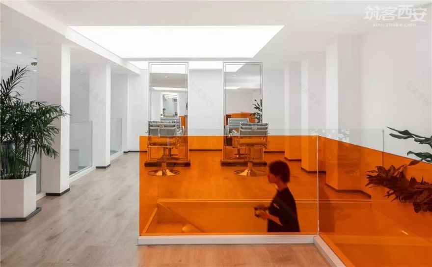 西安 T11 商圈的时尚美发空间 | 打破层高限制,展现极致设计魅力-79