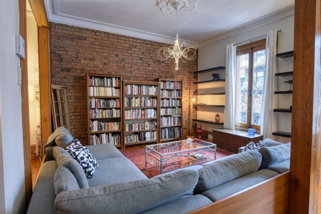 Plateau Mont  Royal木质与砖砌结合公寓丨Joli Joli Design-18