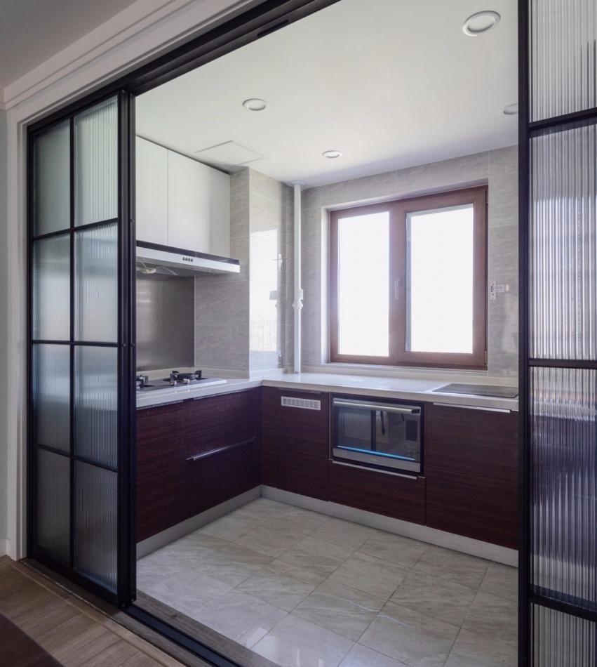 100㎡精装房变身复古轻奢，两代人的生活艺术-25