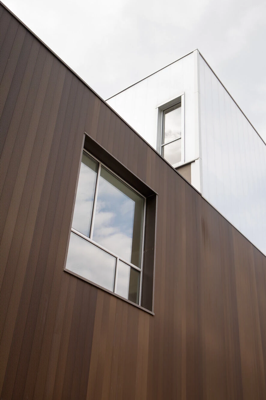 埃尔纳尼游泳池丨西班牙丨Uzcanga Architects-13