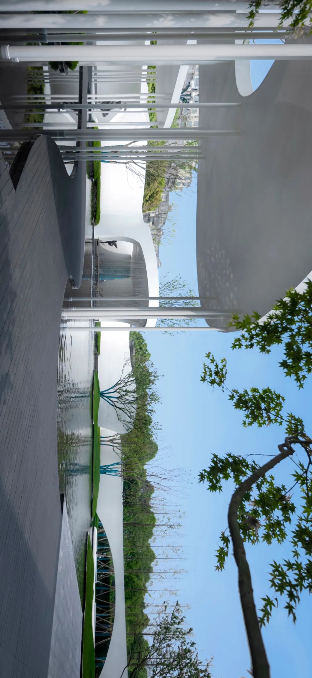 领地悦府 | 红蓝对决的景观艺术-42