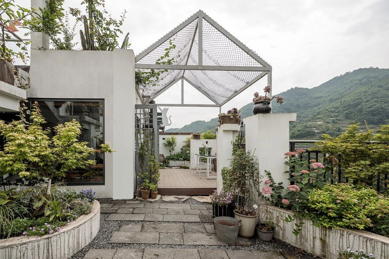 花痴的世界 · 川南小城住宅室内设计丨中国泸州丨境壹空间设计-40