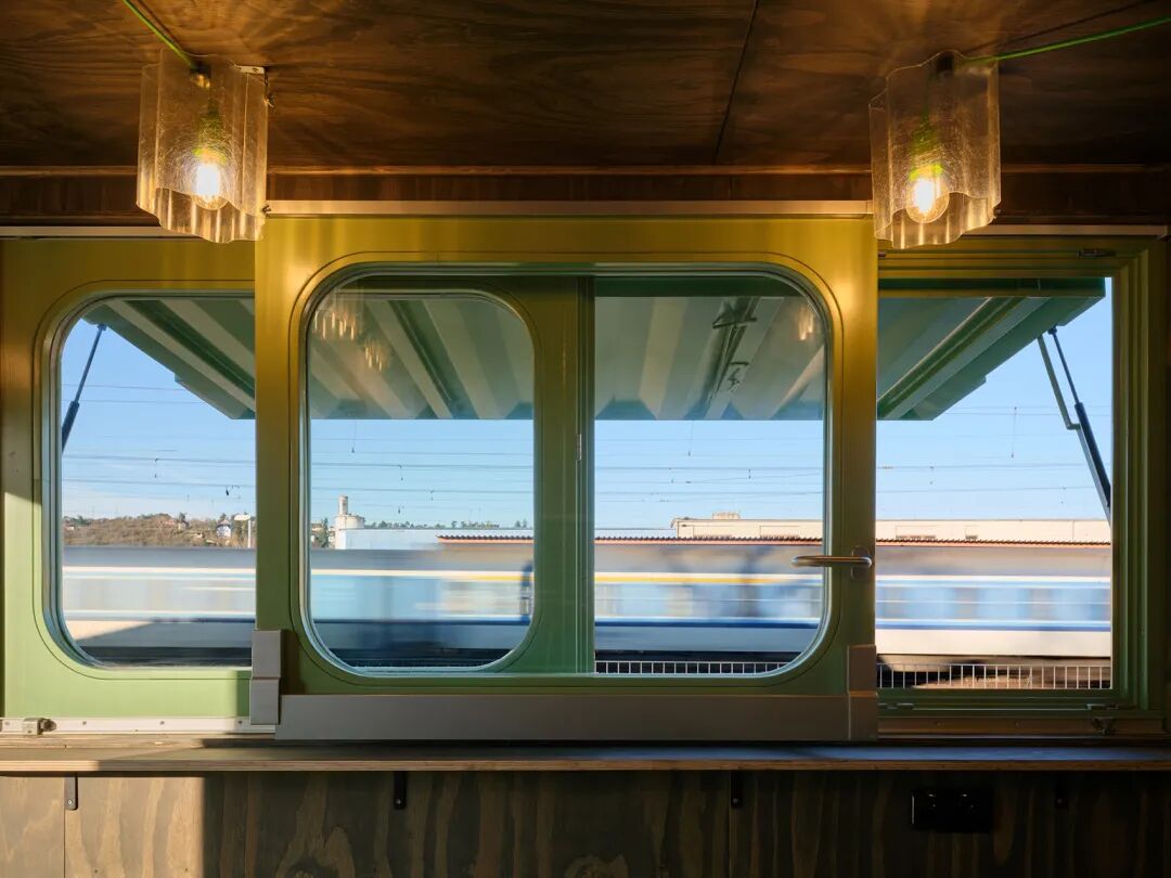 捷克Drevak旧转运站改造-31