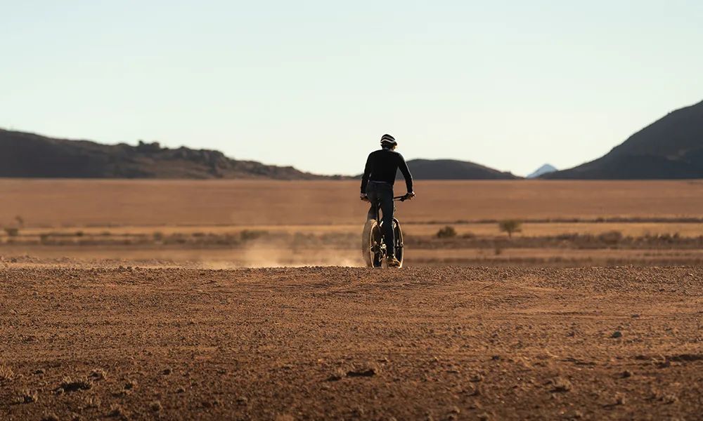 沙漠巨石上的野奢帐篷酒店-36