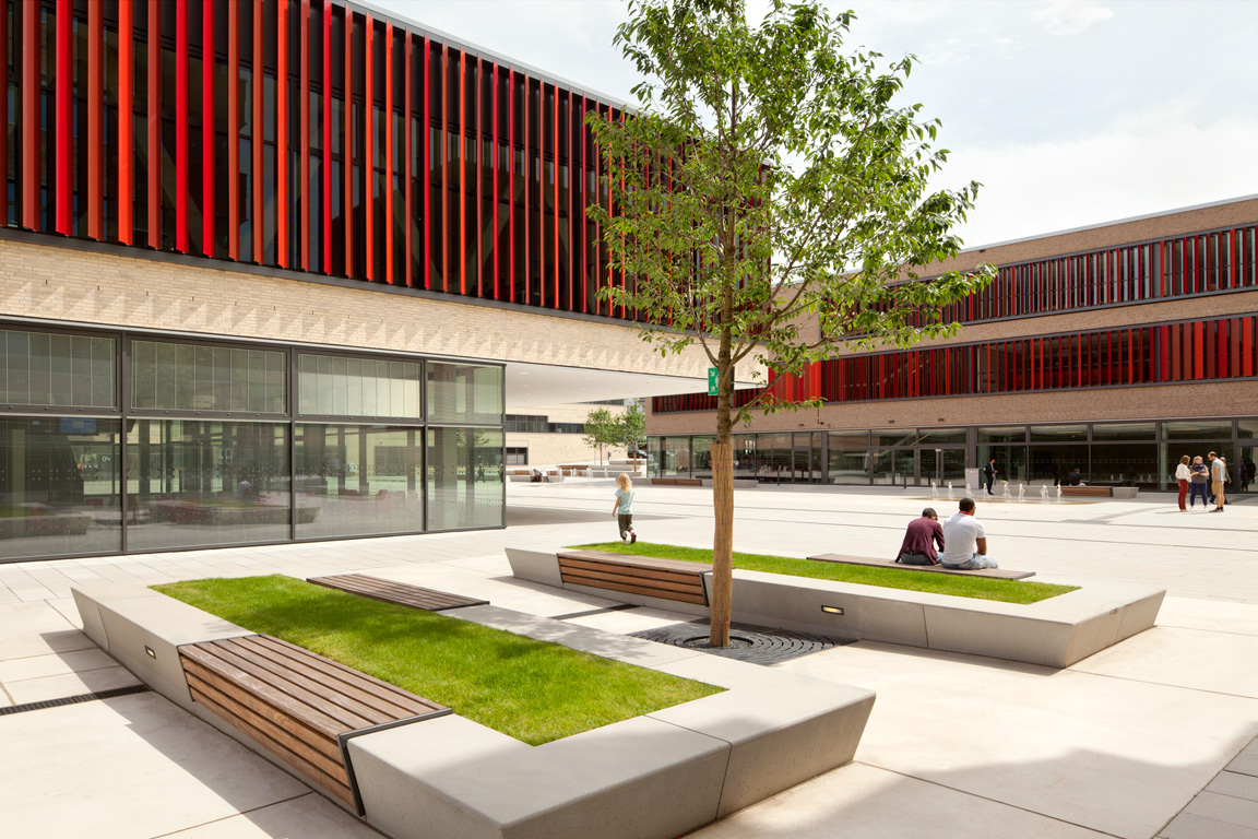 鲁尔西部应用科技大学新校区设计-14