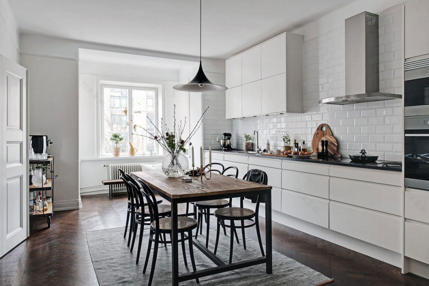 瑞典年轻家庭蓝橙公寓,呈现温馨海洋风格-14