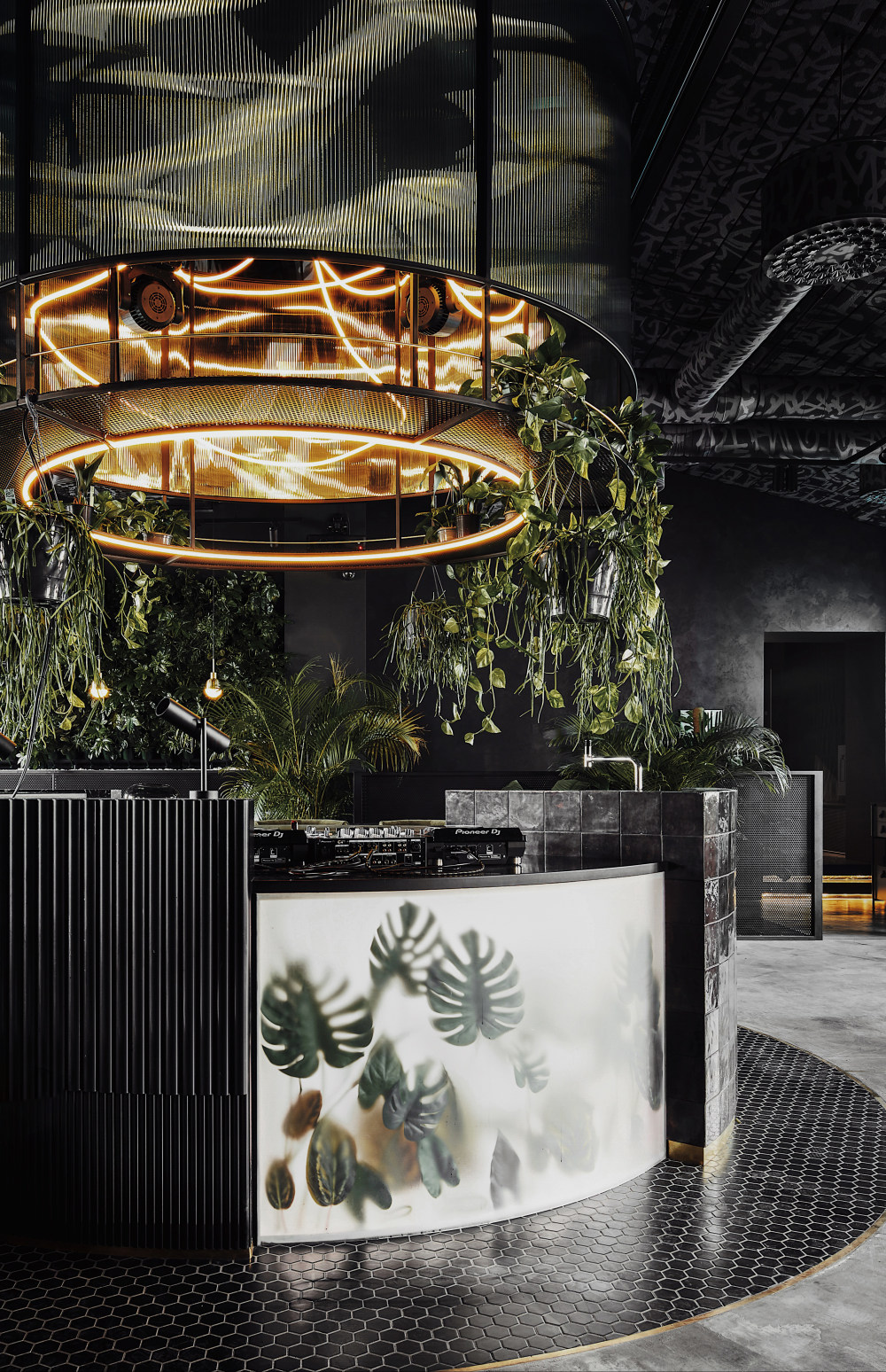 莫斯科 Munterra 酒吧丨俄罗斯莫斯科丨Alina Tsaunya-15