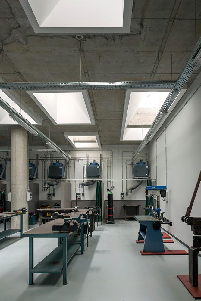 Escuela Massana, Centro de Arte y Diseño - Estudio Carme Pinós-21