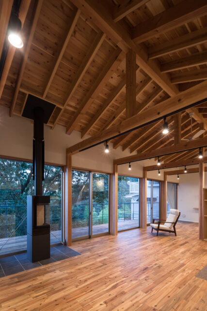 熱海の30度斜面に建つ家丨株式会社米村和夫建築アトリエ-32