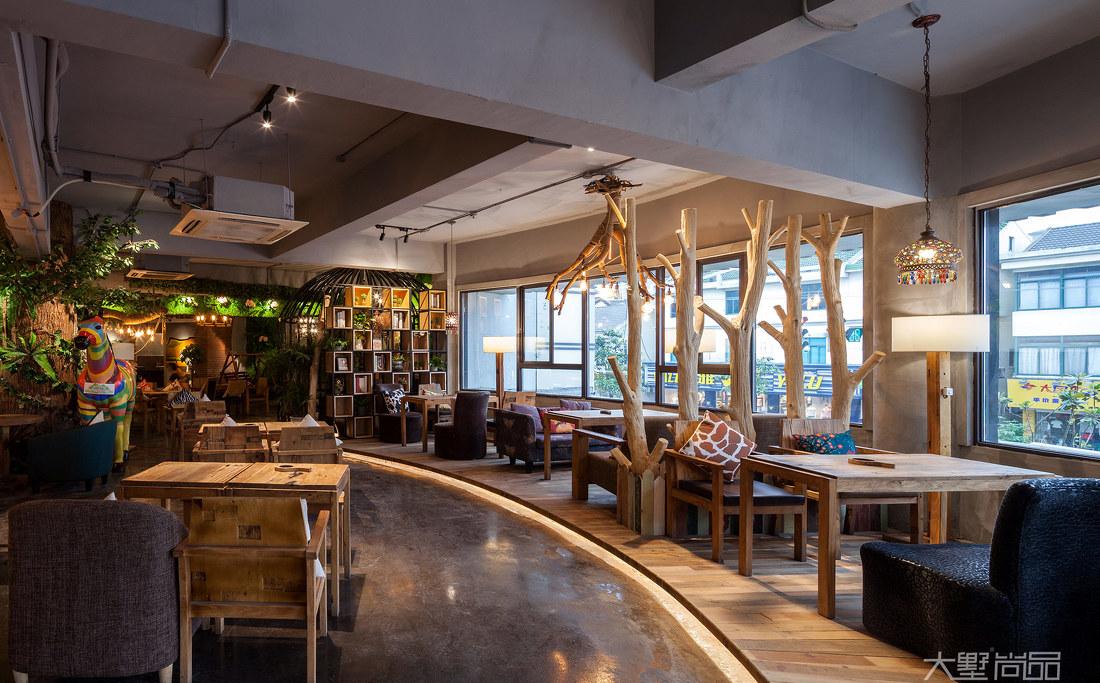 绿意盎然的自然咖啡厅-10