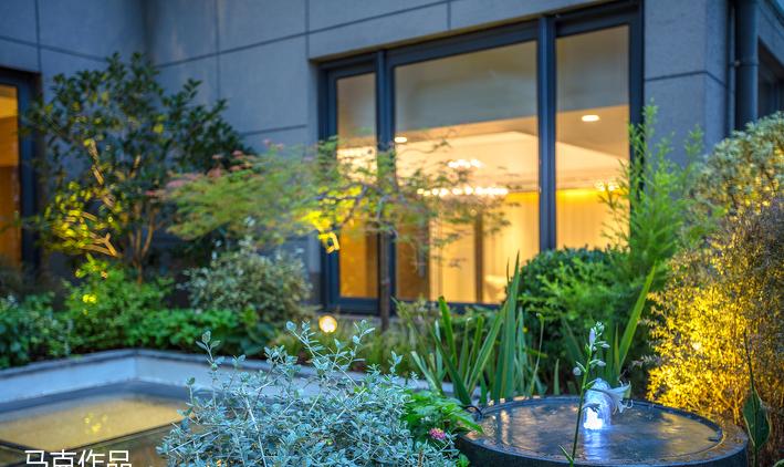 魔都屋顶花园设计，打造城市中的秘密花园-9