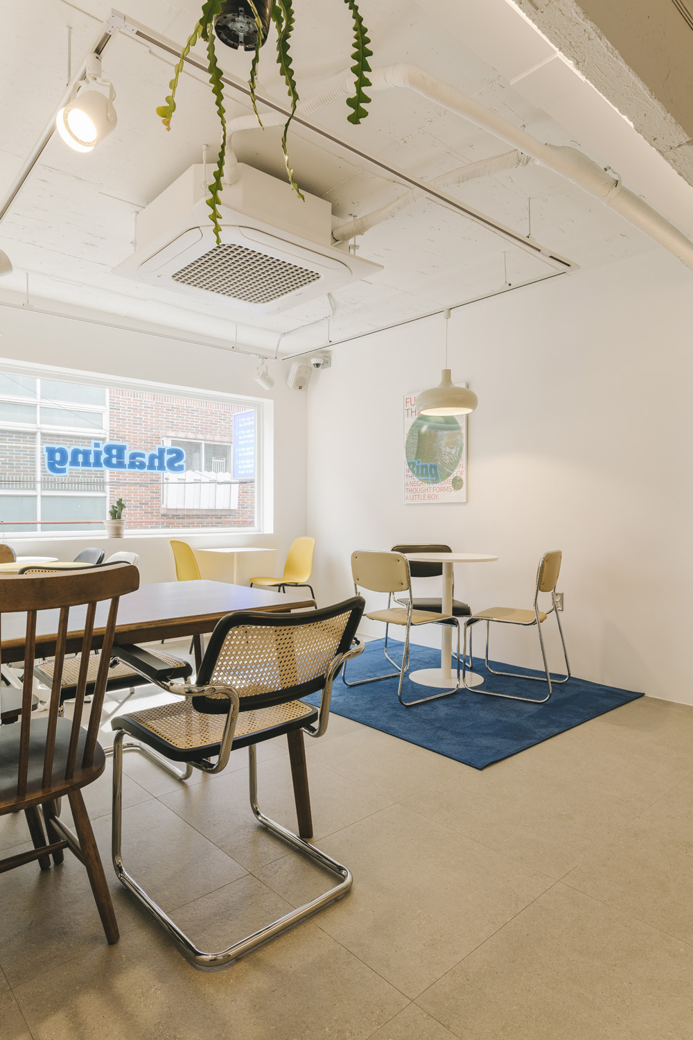 色彩点睛，15 坪釜山冰淇淋店精致设计-11