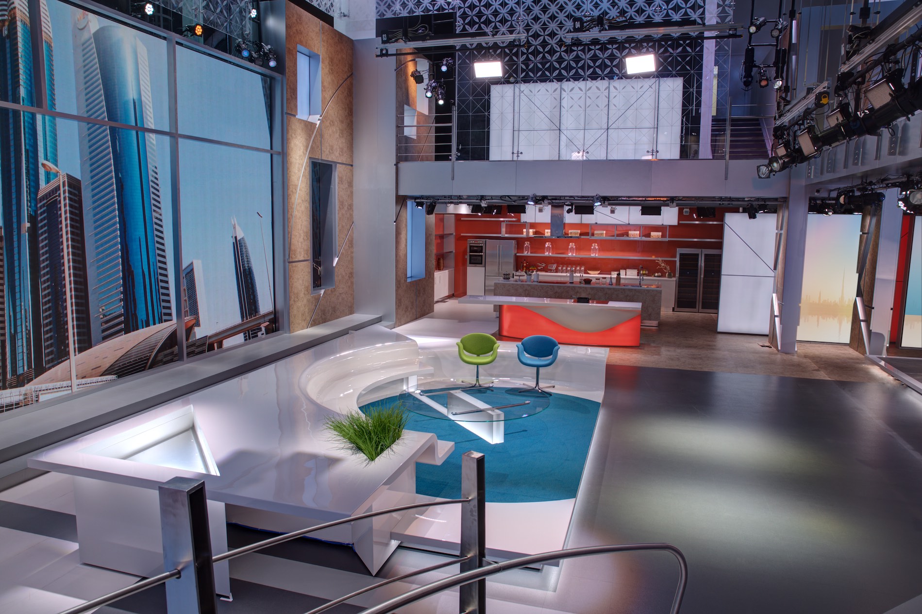 融合伊斯兰建筑精髓的迪拜 MBC 电视台演播室设计-14