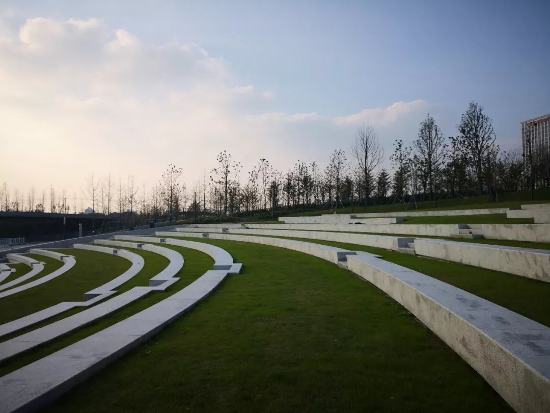 桃浦中央绿地 | 开放式绿地设计的典范-11