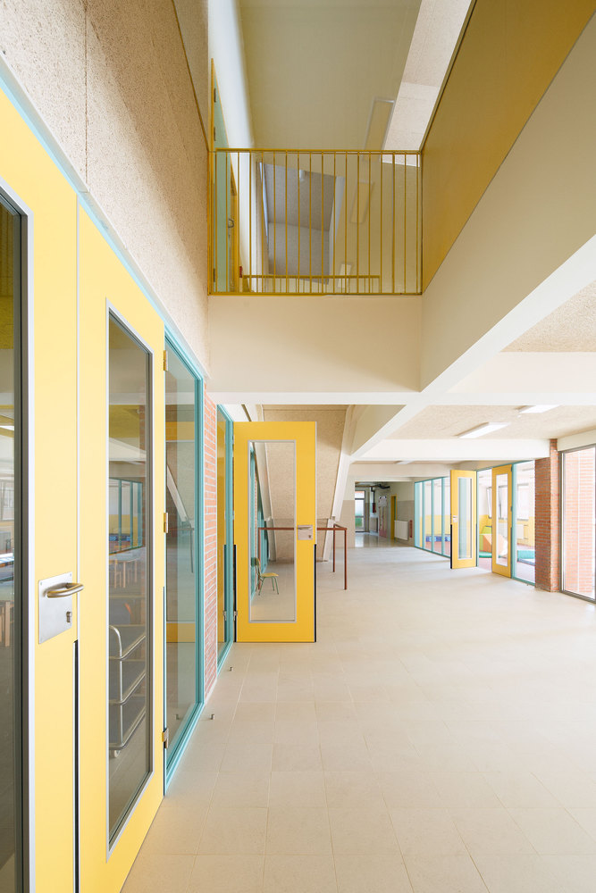 Altzaga School 翻新 · 延续原建筑风格的室内设计-25