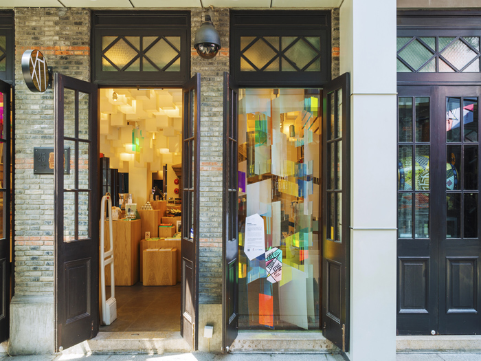 上海新天地创意橱窗展-2