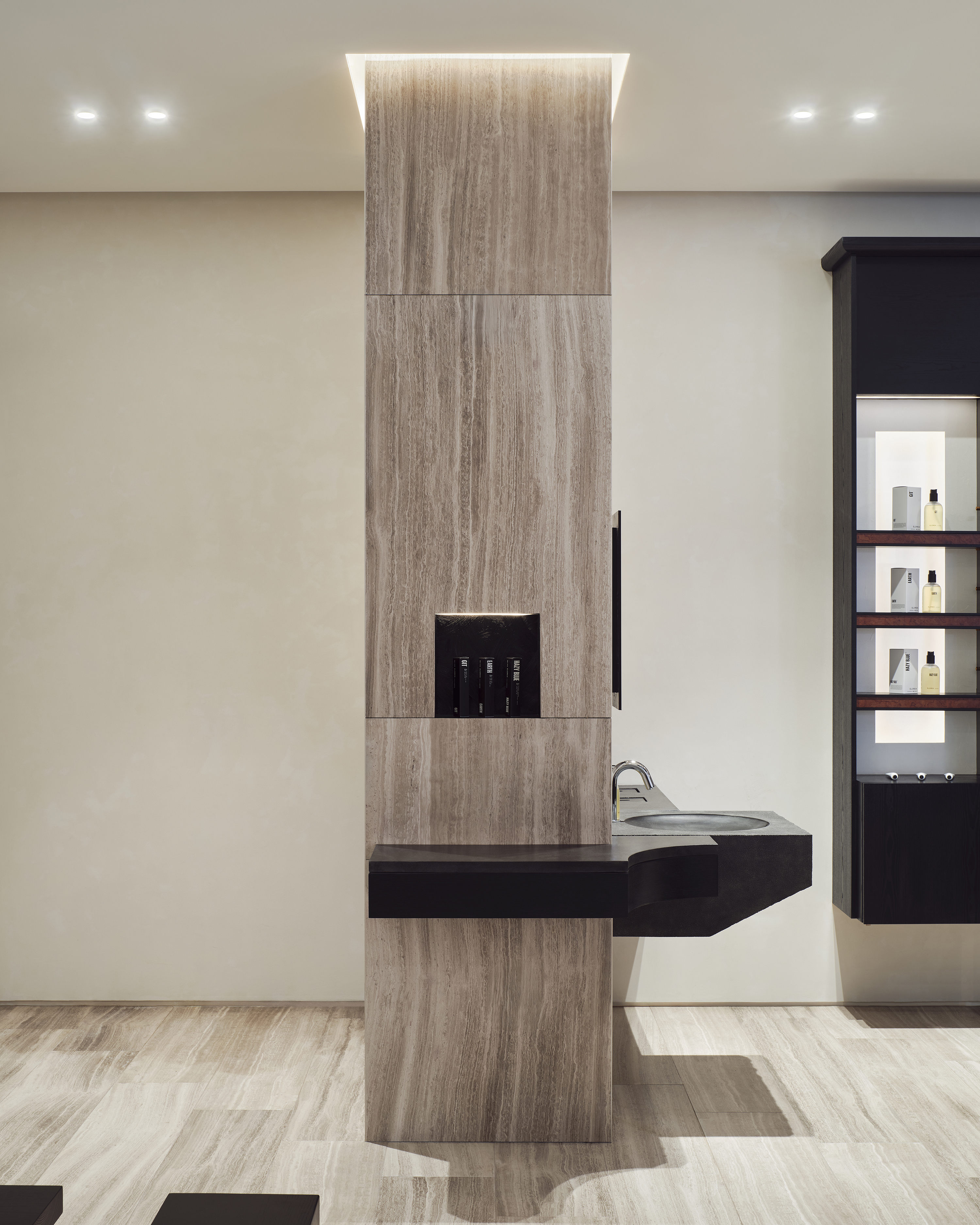 ELOREA Flagship Store,-33