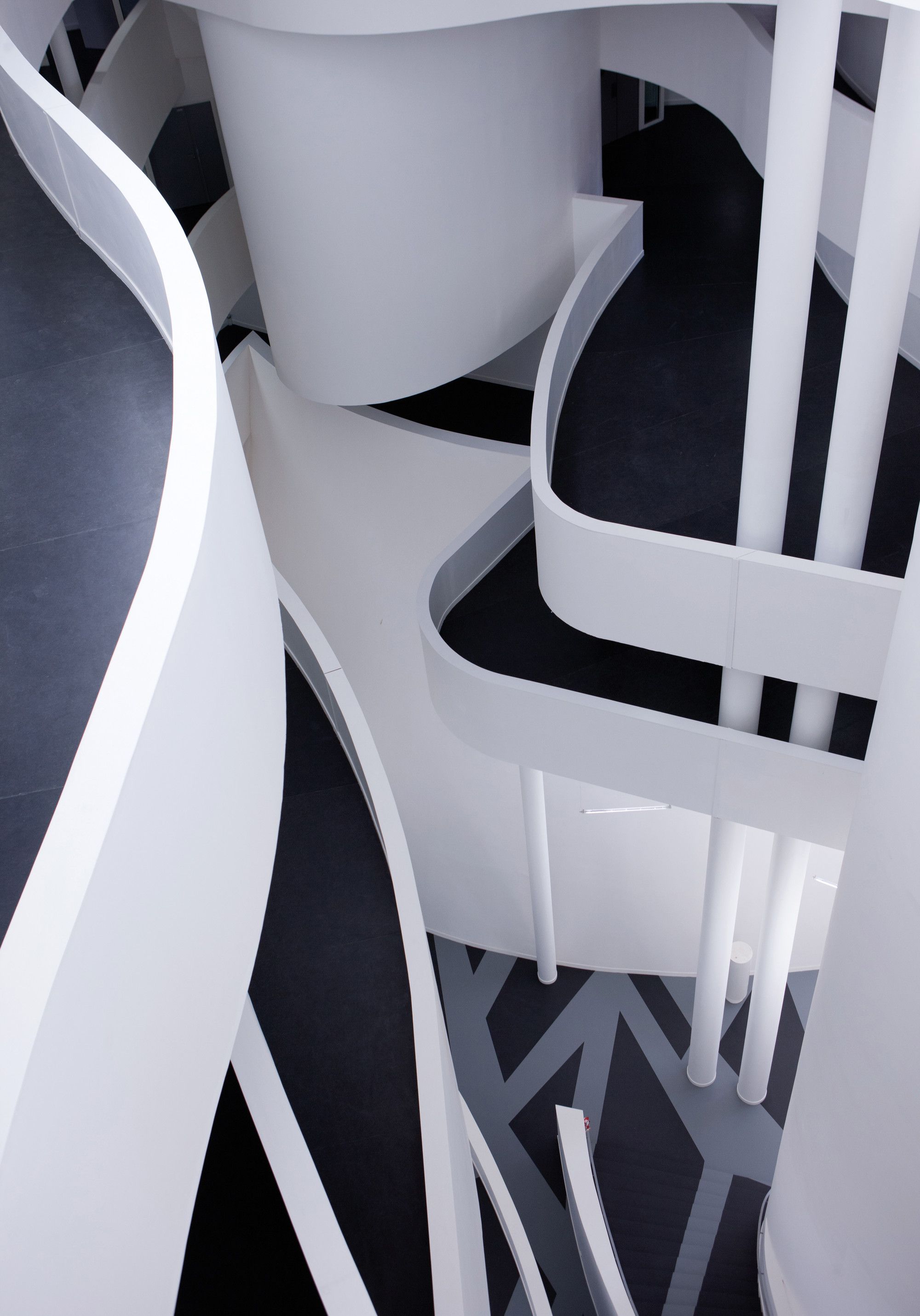 融合新旧的法国巴尼奥莱市政厅设计-9