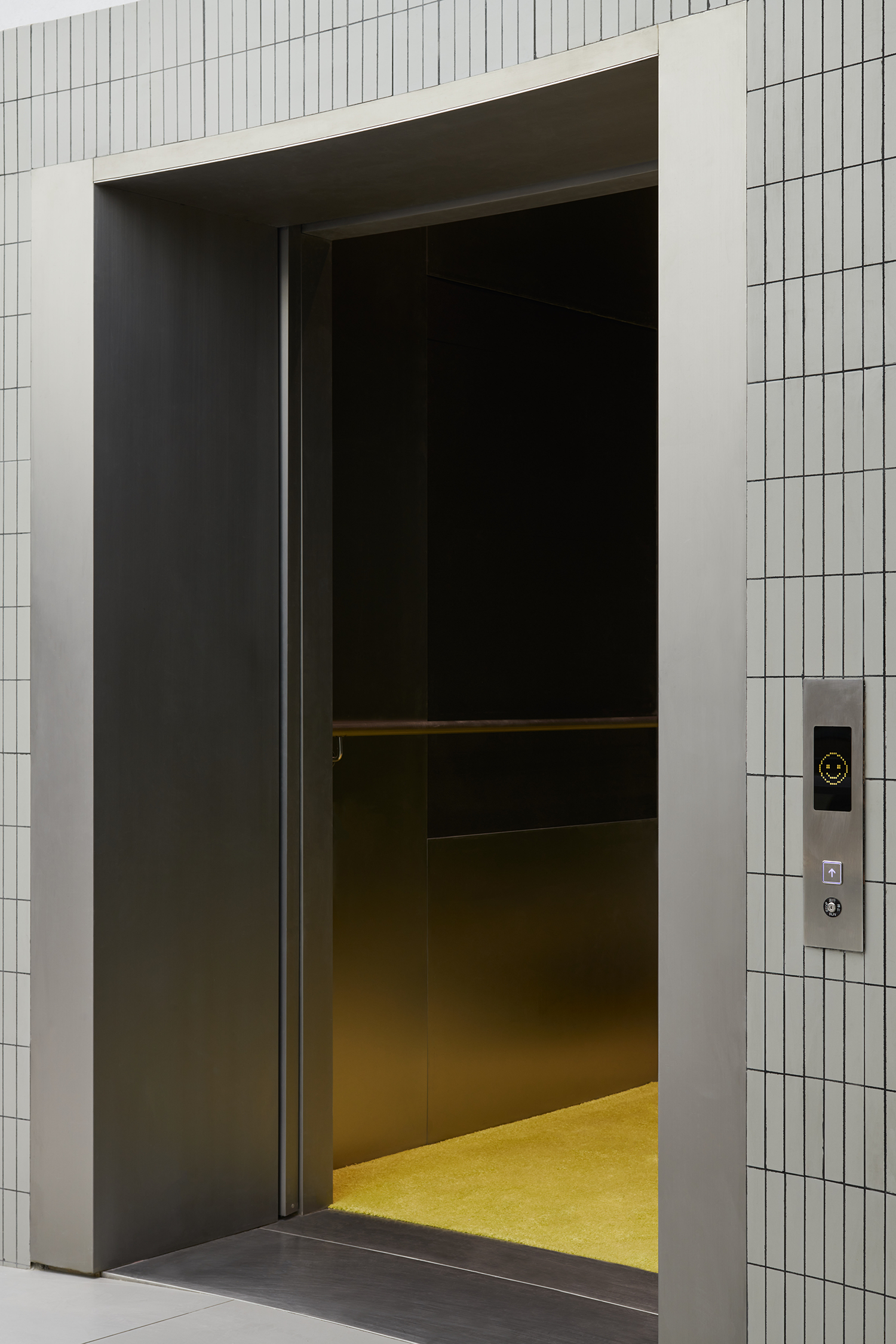 KNOWIN 上海新天地店丨中国上海丨MHPD-12