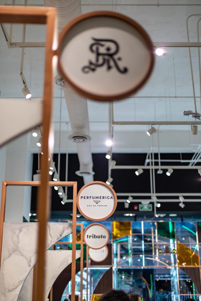 墨西哥设计盛宴 | Buchanan’s 18 在 Guadalajara 的“The gift of being present”展览-25