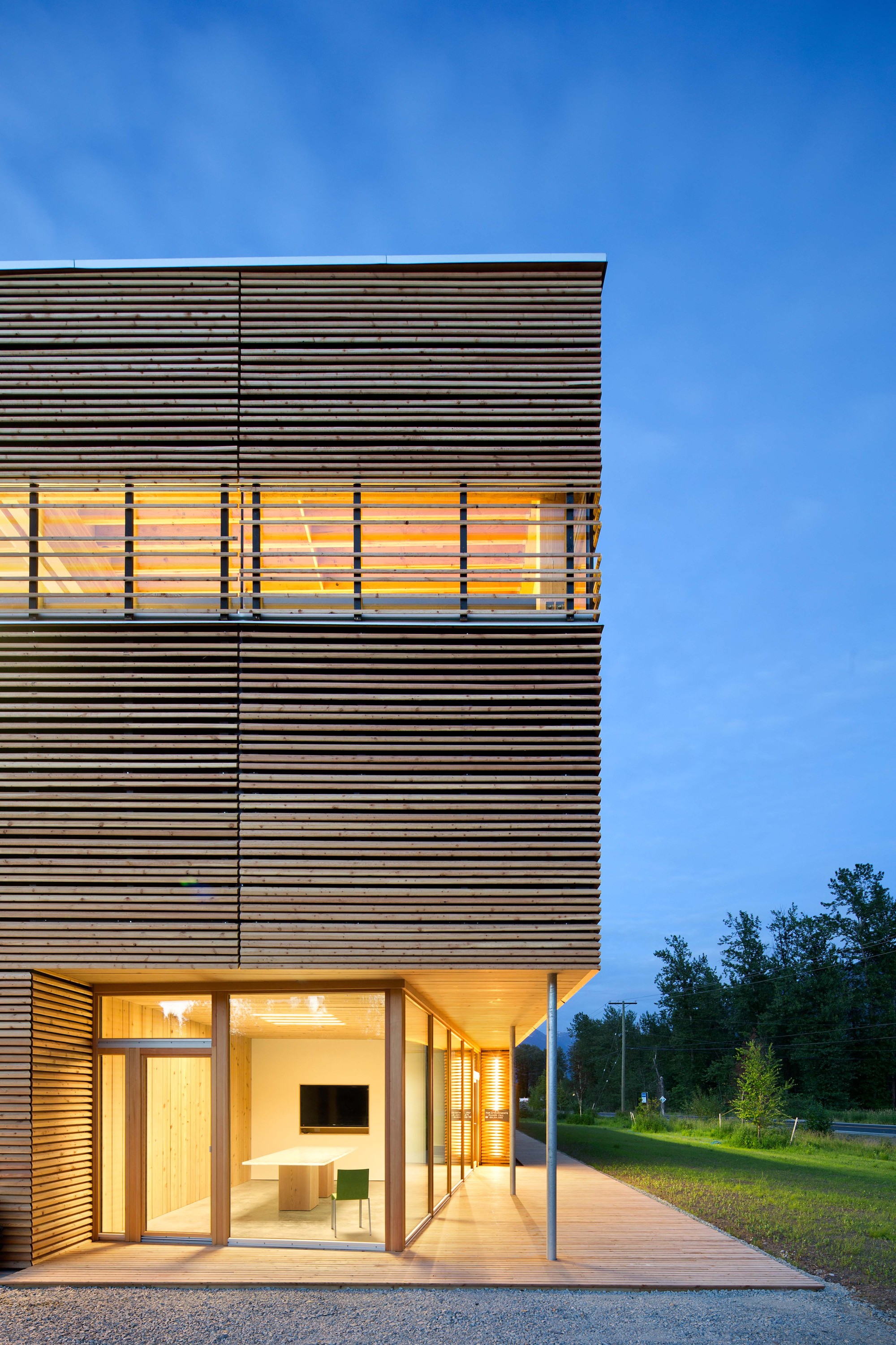 BC Passive House Factory / Hemsworth Architecture-17