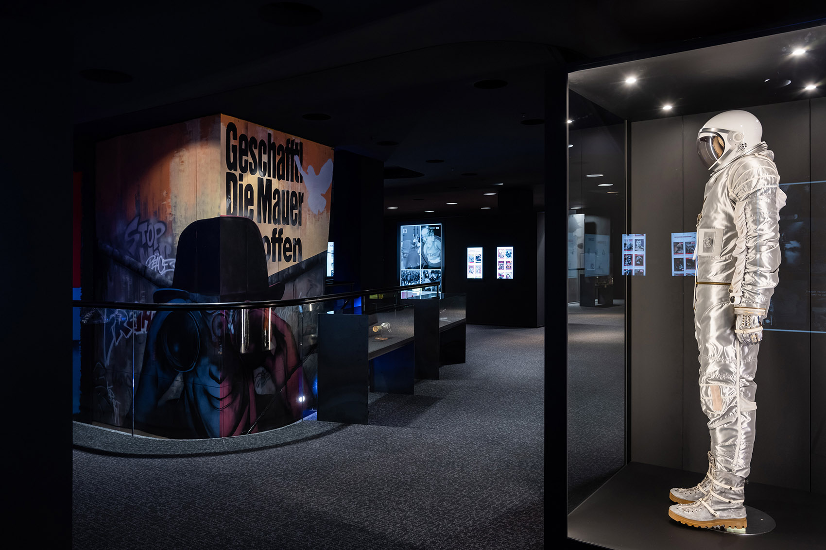 柏林冷战博物馆展陈设计丨德国柏林丨TCHOBAN VOSS-47