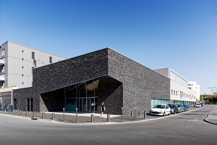 Orgeval Community Center and Event Space   f+f architectes-1
