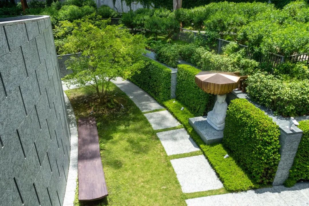 中国香港大埔区慈山寺周围绿色景观丨LWK+PARTNERS-34