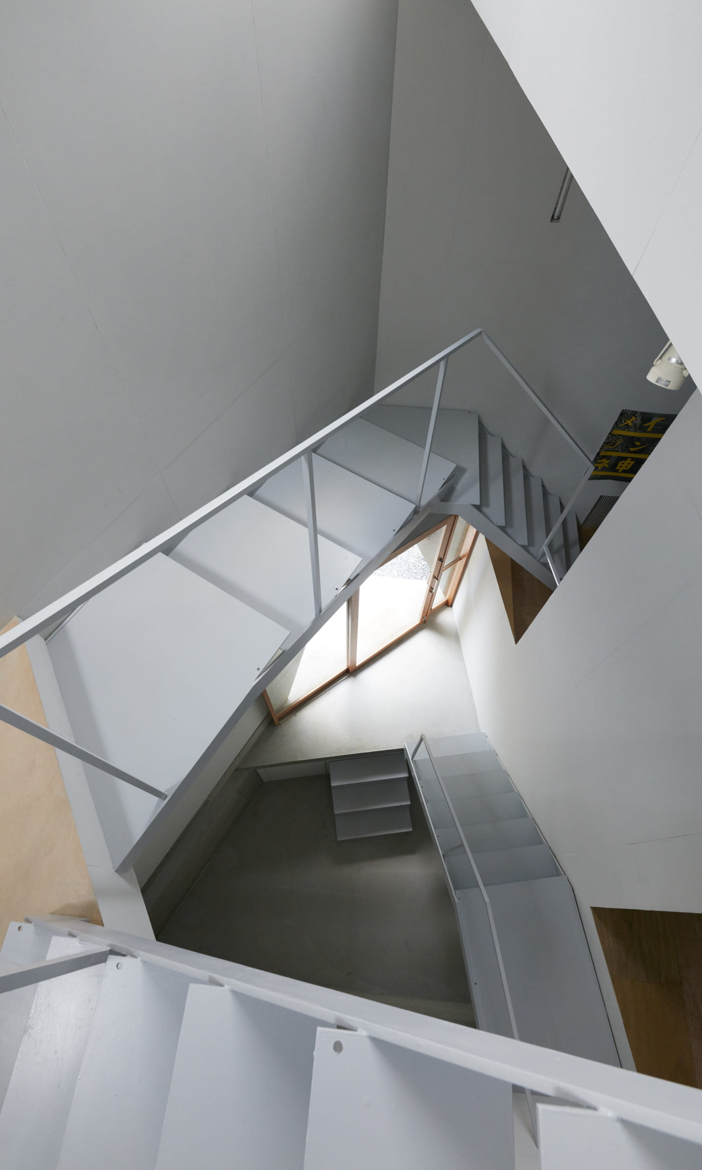 代々木上原の  Suppose Design-4