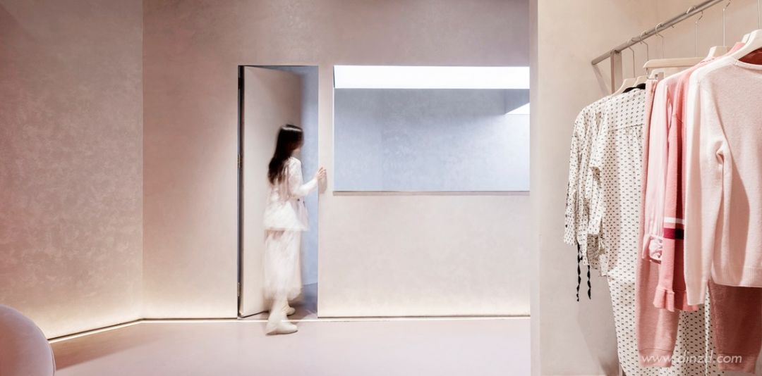 沈阳 TSUEN 设计师品牌集合店 现代女性化风格空间-25