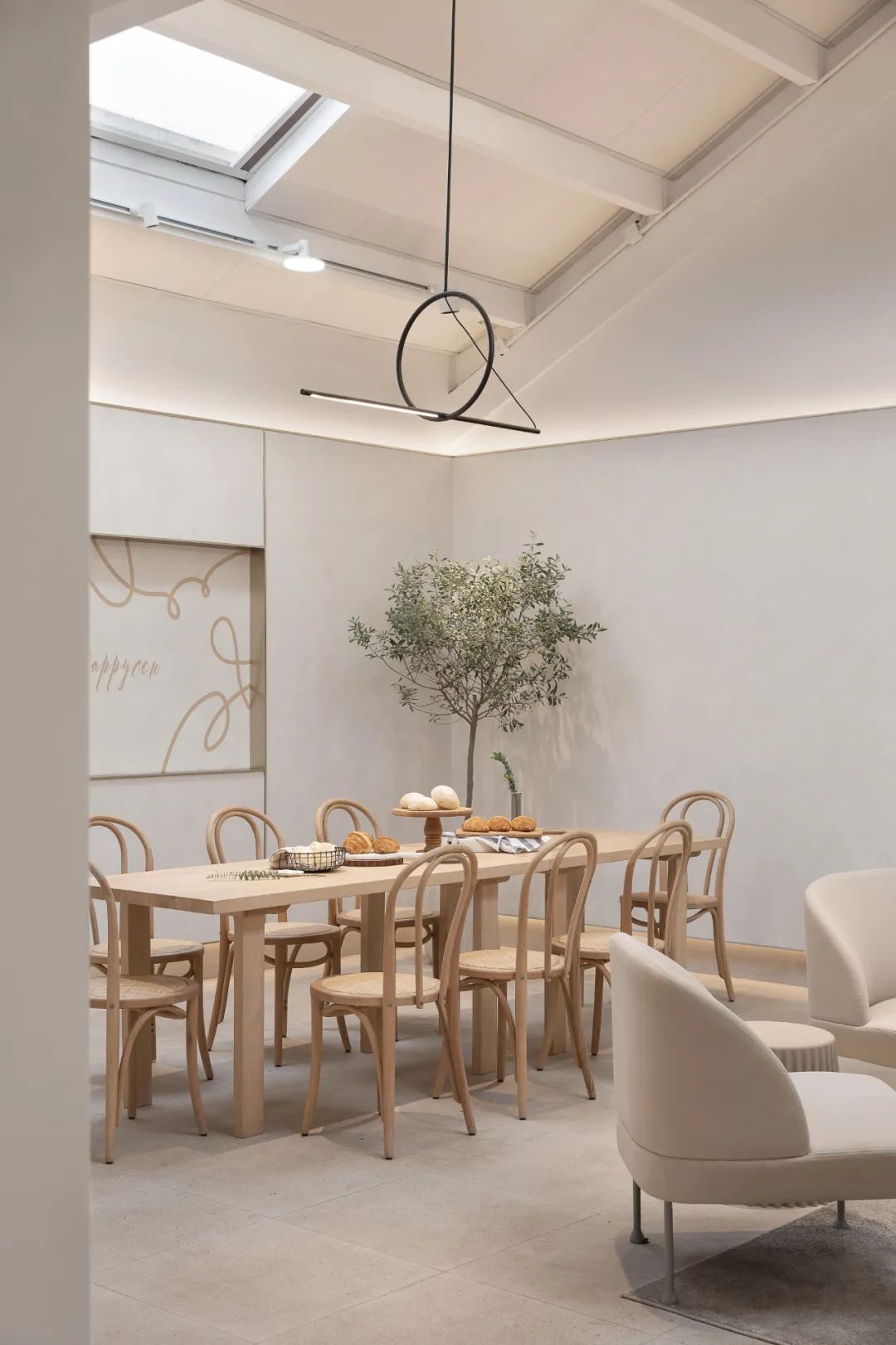 杭州“欢牛蛋糕屋”打造奶油蛋糕盒子空间-38