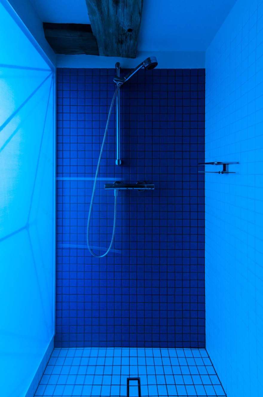 波兰百年粮仓变身为现代住宅-54