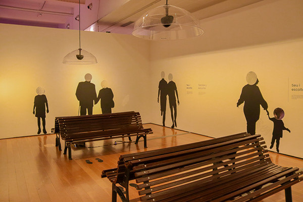 回声,一座城市的反射(注:refle·os推测应为reflejos,西班牙语反射、反响之意) -96