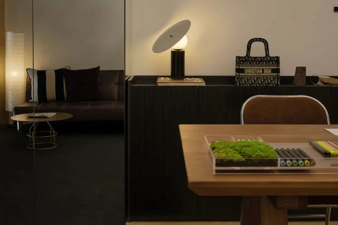 科技公司的优雅浪漫苏州办公设计-43