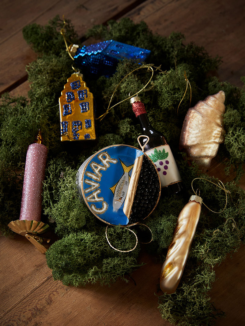 瑞典 Artilleriet 的暗色调圣诞室内设计-14