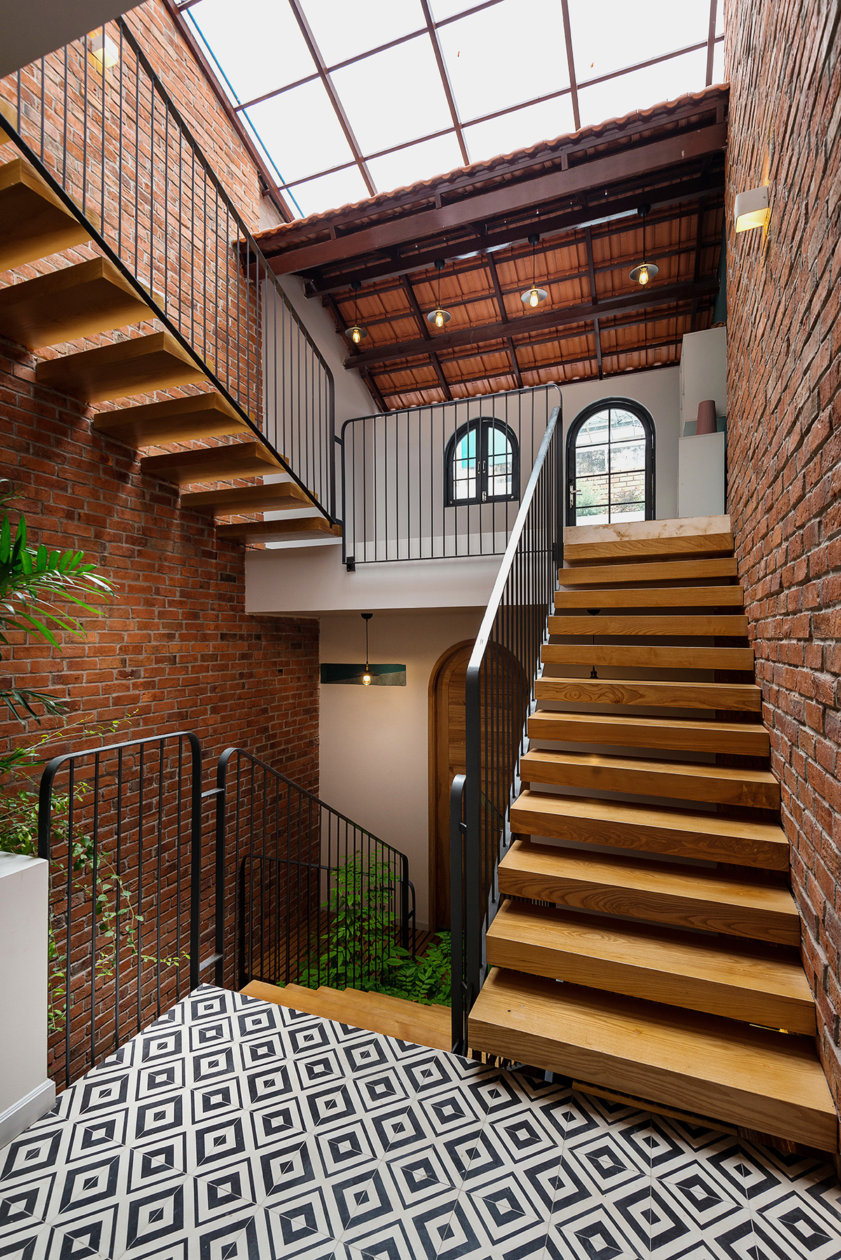 Ngôi nhà phố 72m2 dành ⅓ diện tích cho khoảng thông tầng | Chi.Arch - Hội Kiến Trúc Sư Việt Nam-16