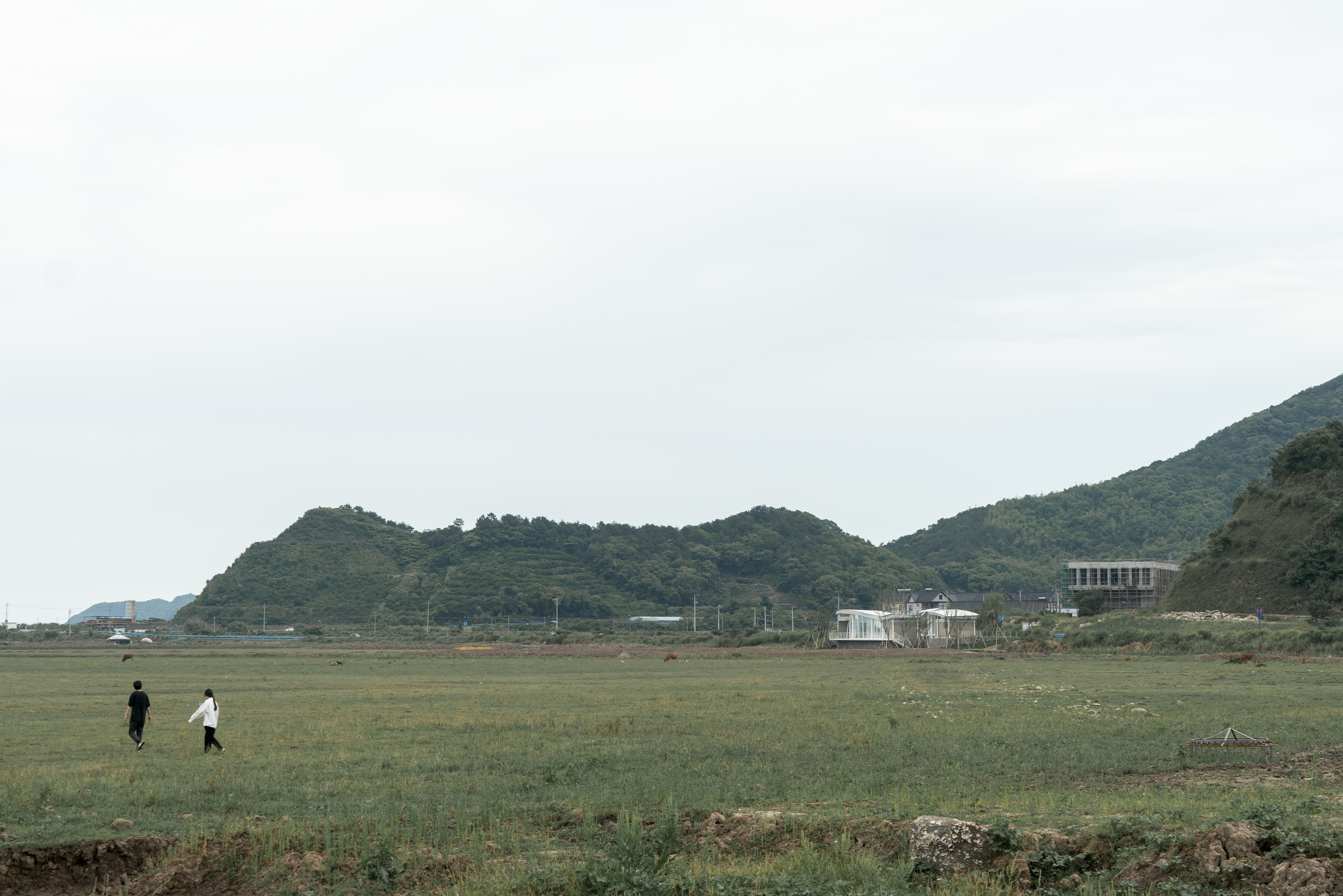 在旷野中，东旦大草原“海之墟”驿站 / Mur Mur Lab-3