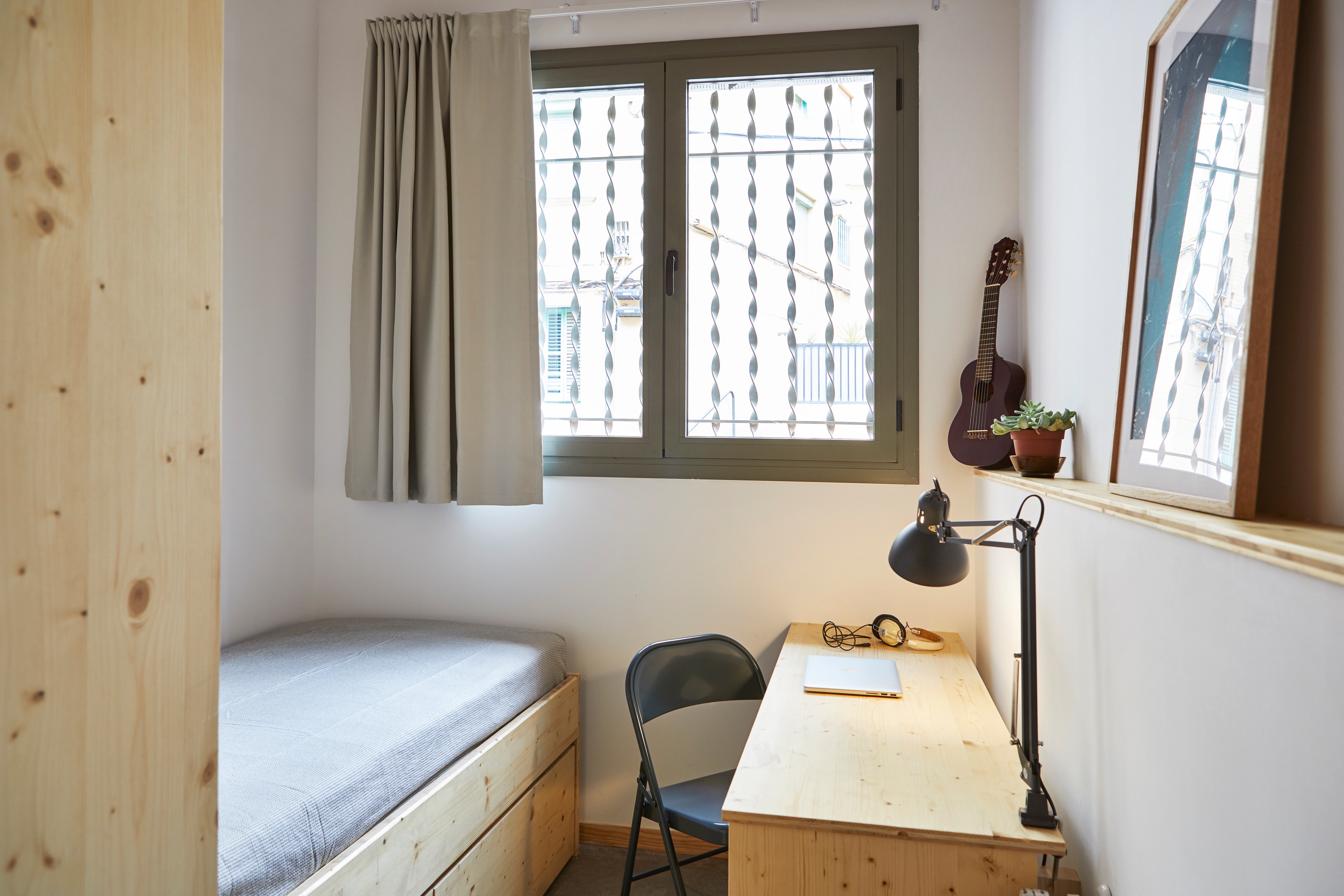 巴塞罗那共享公寓设计，打造青春活力空间-9