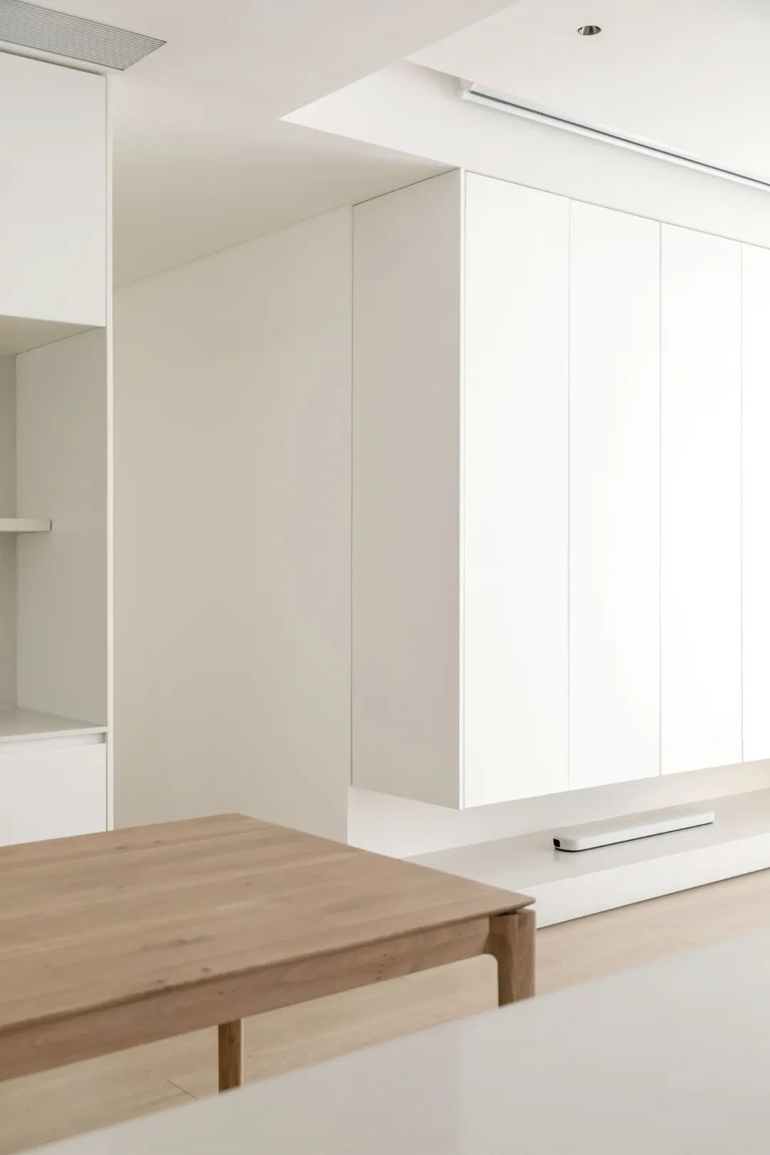 白色幻境 · 极简至上空间丨中国上海丨木卡工作室-20