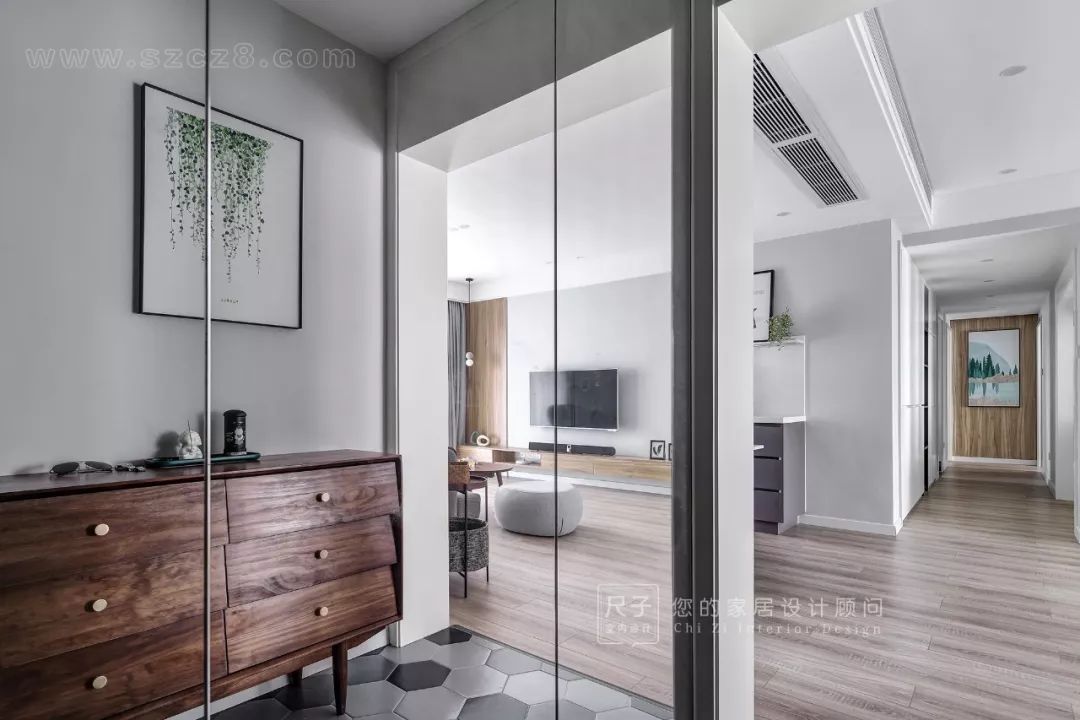 128㎡现代简约家,阳光餐厨区的魅力与生活阳台的巧妙改造-30