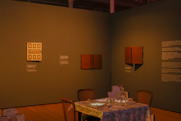 回声，一座城市的反射（注：refle·os推测应为reflejos，西班牙语反射、反响之意） -72