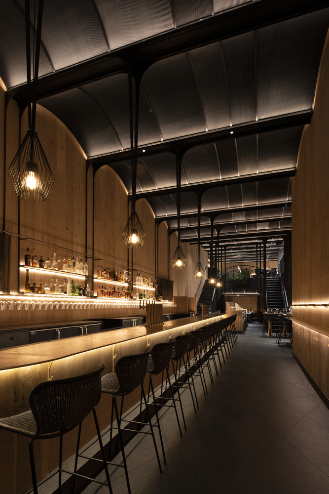 曼哈顿历史遗迹中的精致餐饮空间-37