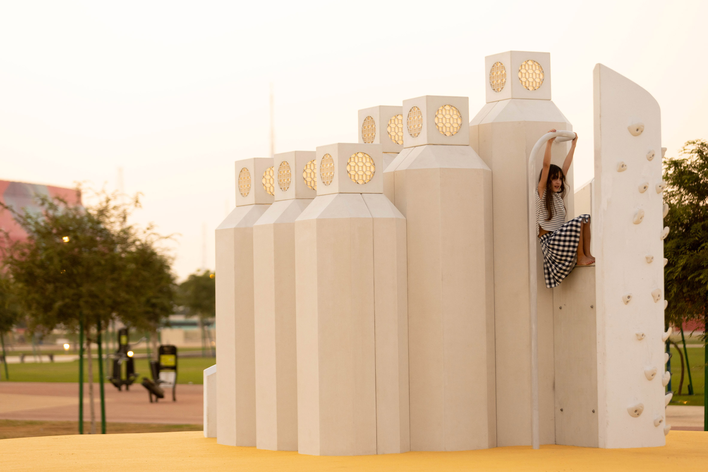 趣味版多哈现代游乐场 | 儿童视角下的经典建筑-14