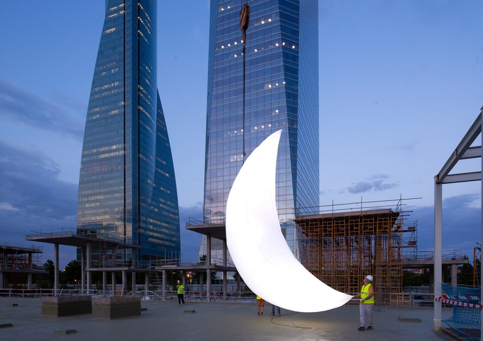 月亮 & 城市艺术装置,马德里-20