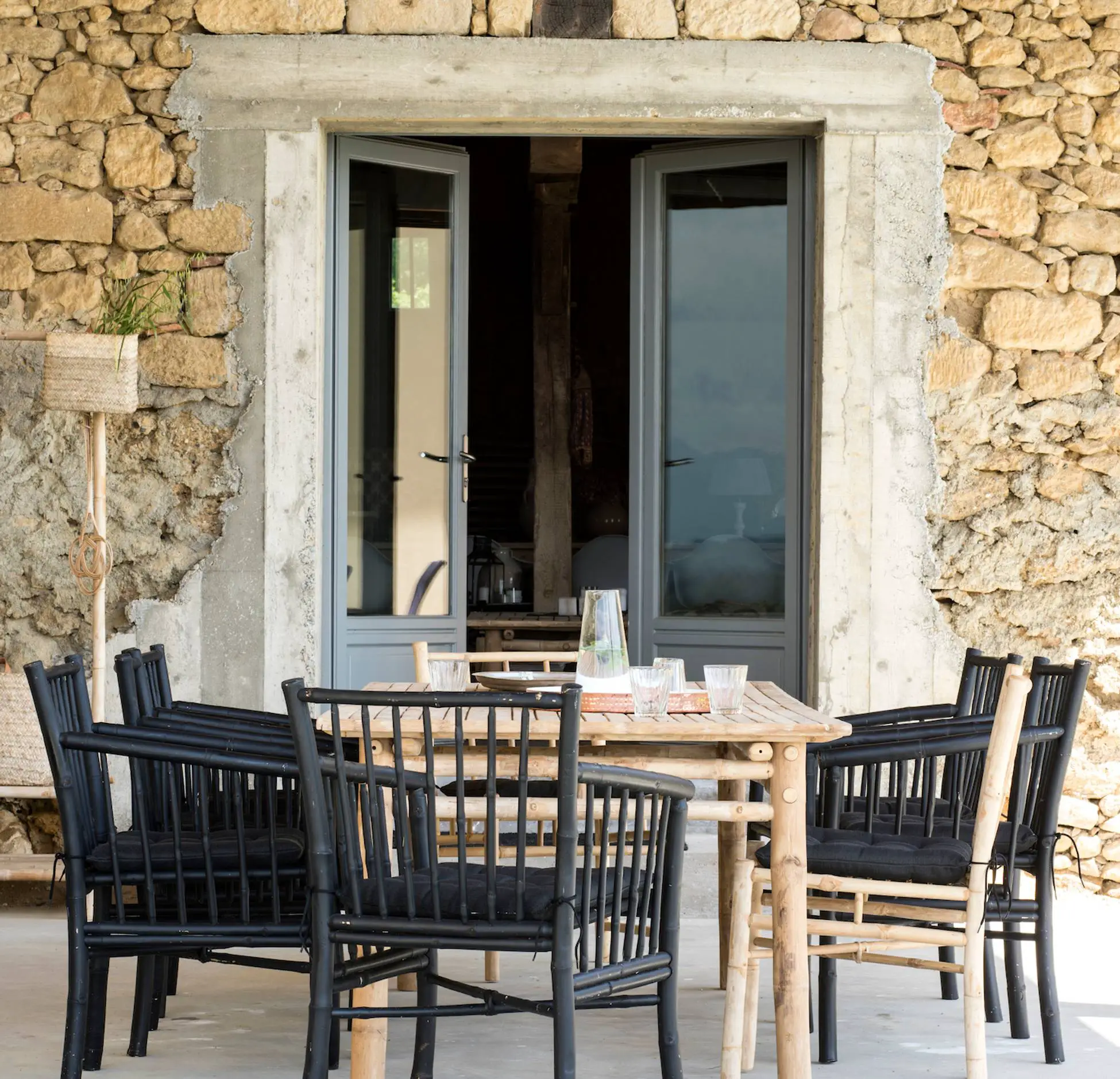 荷兰设计师打造南法古宅的现代魅力-14