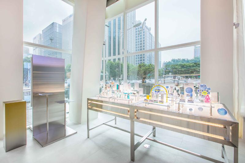 46 平米多元美容商店，打造健康美容一站式空间-17