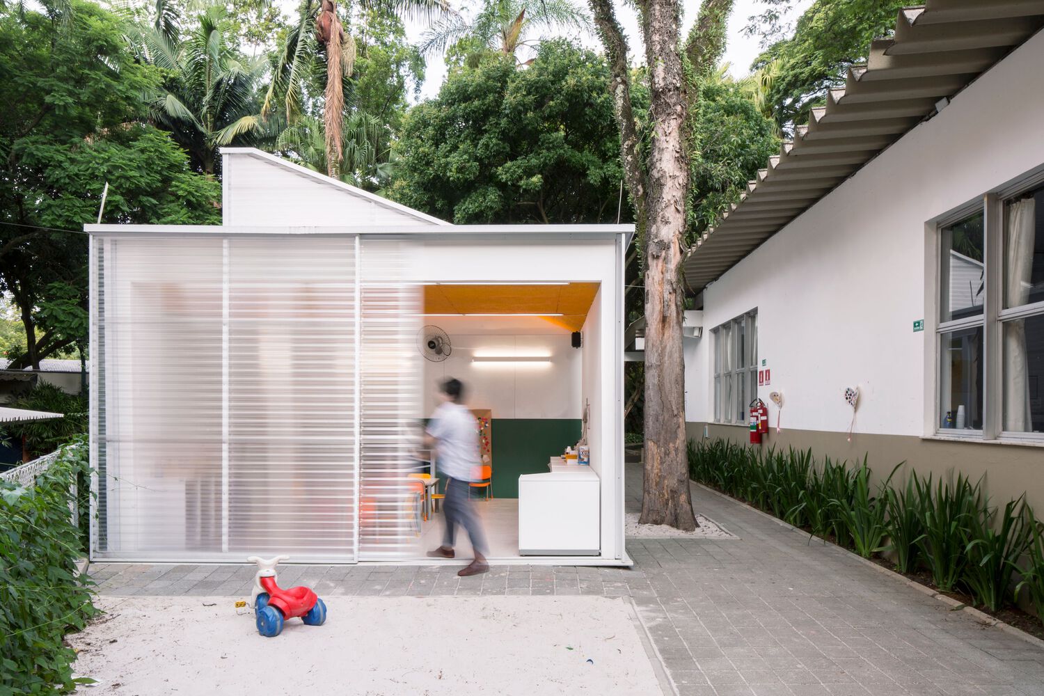 巴西幼儿园的绿意空间 · Pinheiros Club School-52